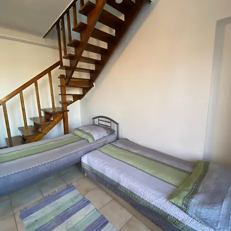 Borbarat Vendeghaz Apartmán *