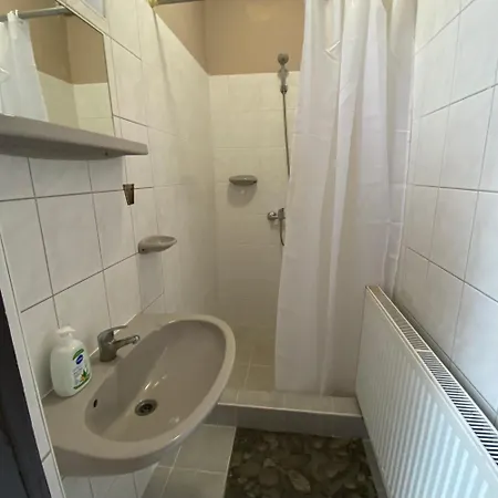 Borbarat Vendeghaz Apartament *